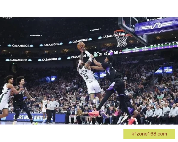 贝利33分助爵士大胜雄鹿结束四连败雄鹿近十二战十负