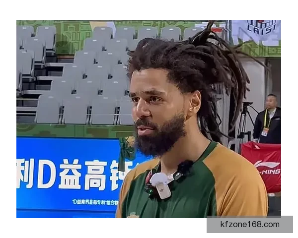 不惧在人前出丑坚持训练走上赛场杰科尔眼中这才是真正的成功